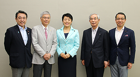 라이브 라이브 바카라