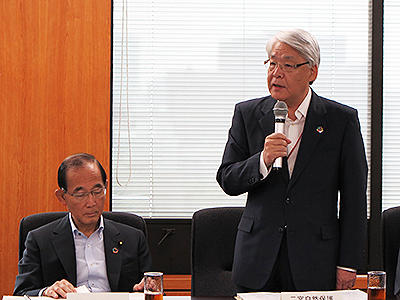 바카라사이트