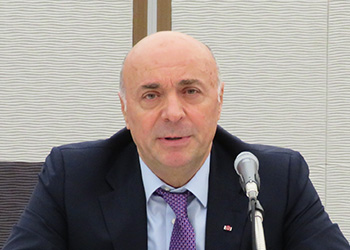 바카라사이트